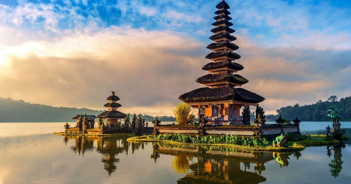 50+ Fantastic Reasons to Visit Indonesia