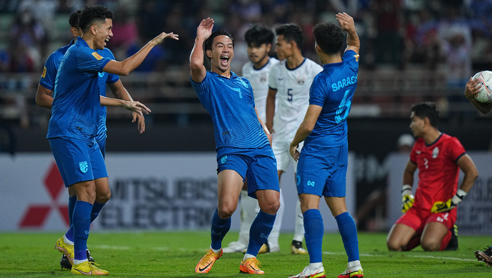 Defending champions Thailand in semifinals after beating Cambodia 3-1