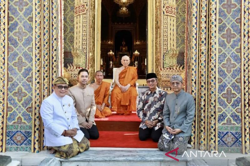 RI receives Buddha statue from Thailand to strengthen cooperation
