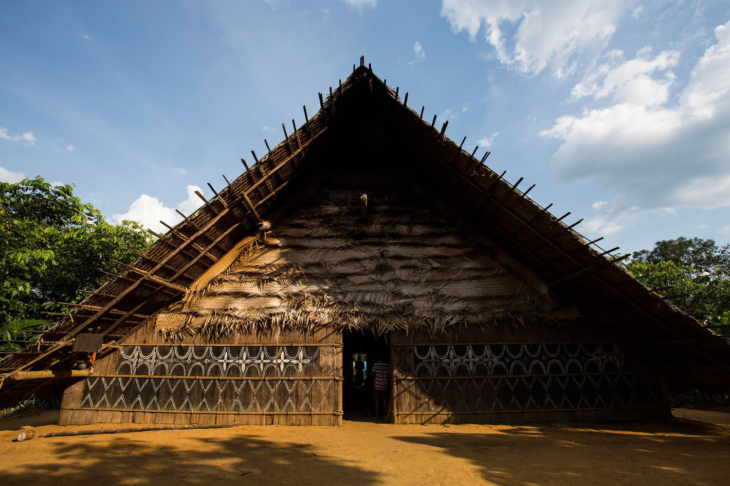 The Role of Shadows in Vernacular Architecture