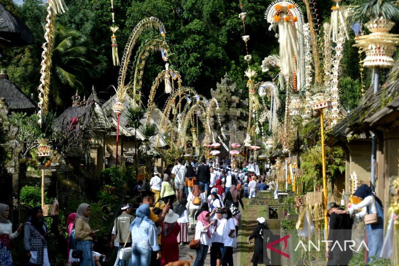 Tri Hita Karana as strength of sustainable tourism in Bali