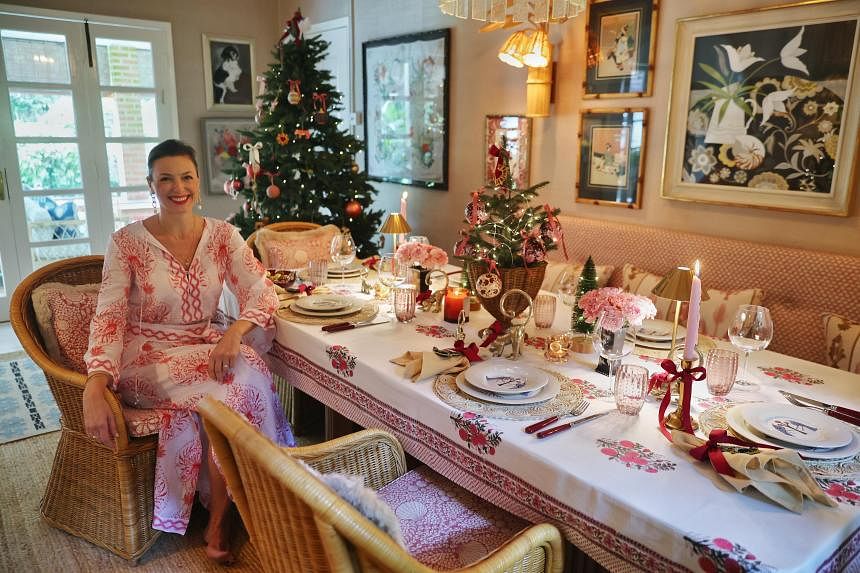 How to create beautiful tablescapes that set the Christmas mood