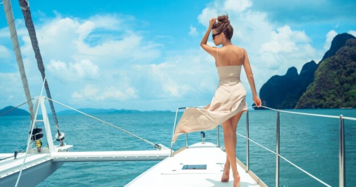 Experience the Beauty of a Luxury Bali Cruise Tour