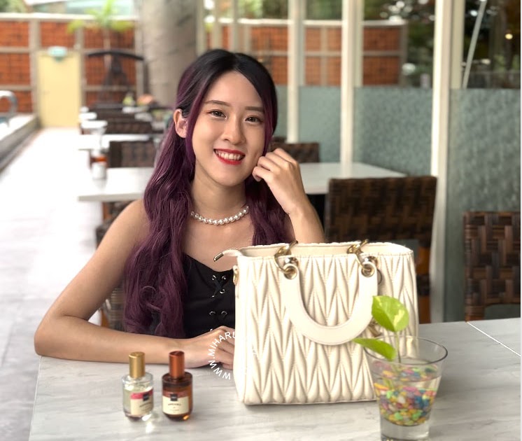 Rekomendasi Aroma Parfum yang Bakal Nge-Trend di Tahun Baru 2024 indonesia beauty and travel blogger Miharu Julie