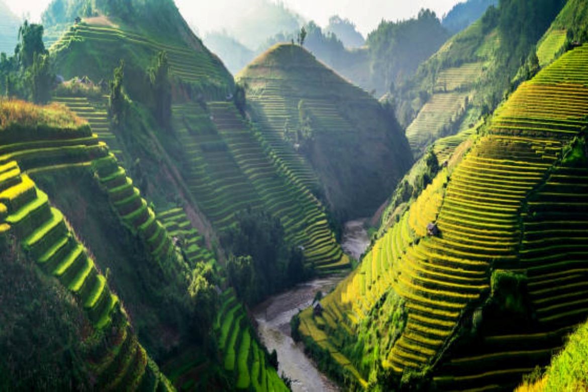 Mountains in Indonesia: Stunning Natural Beauty