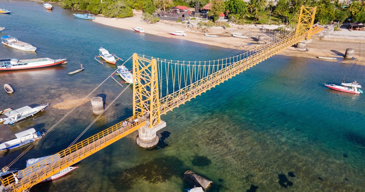 Incredible £3.8m bridge linking beautiful islands | World | News