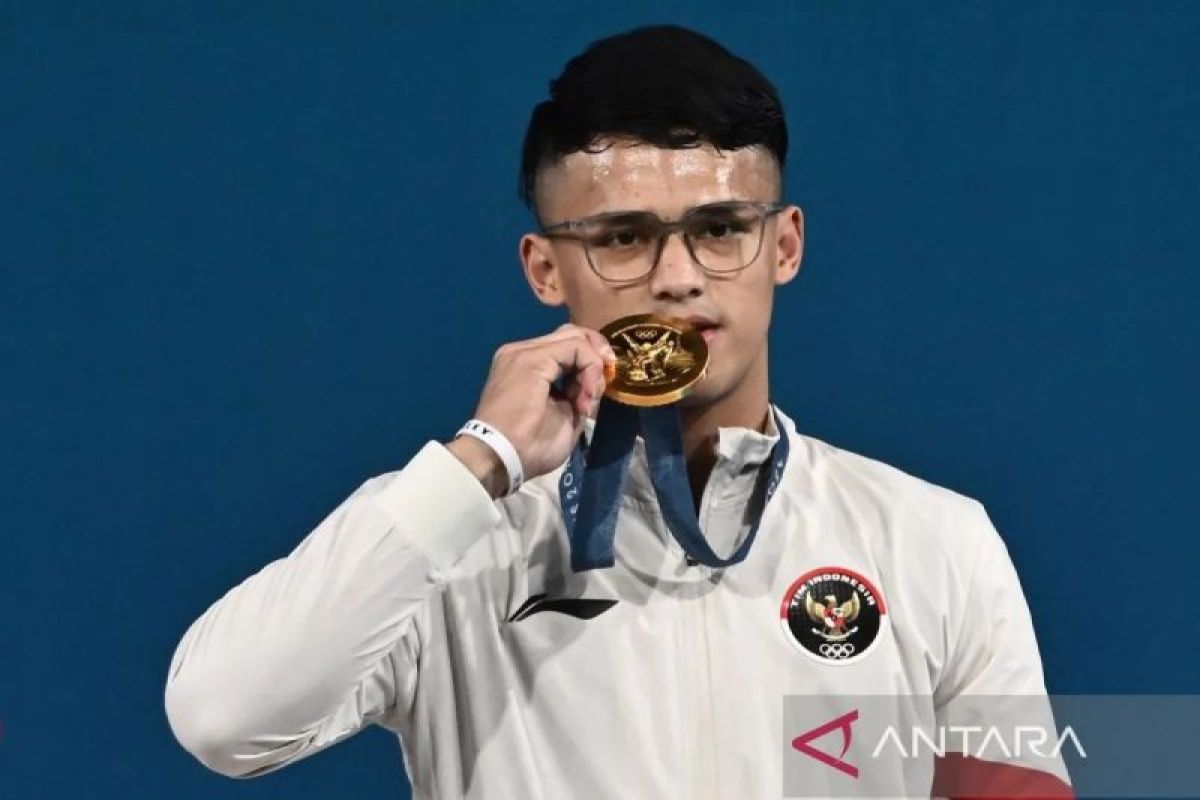 Rizki Juniansyah claims 73kg weightlifting gold for Indonesia